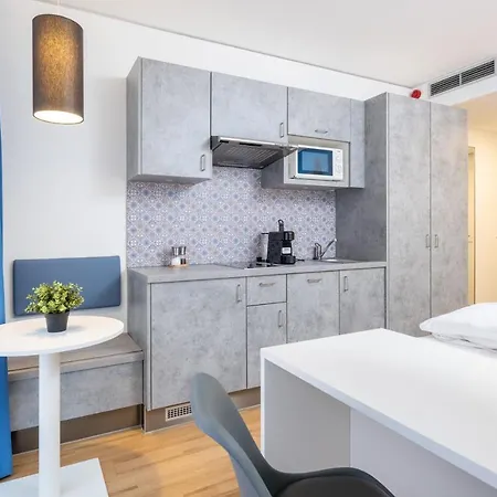 Arbio I Urbanstay Serviced & *