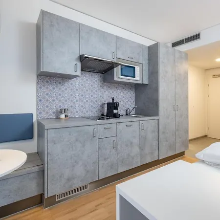 Arbio I Urbanstay Serviced & * Graz