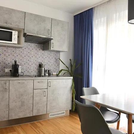 Arbio I Urbanstay Serviced & * Graz