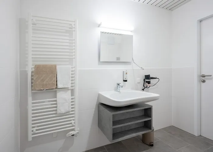 Готель Arbio I Urbanstay Serviced &